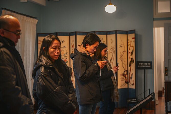 Seoul History Tour: Dark Past & Market Street Flavors - Seodaemun Prison History Hall: where resistance had a cost