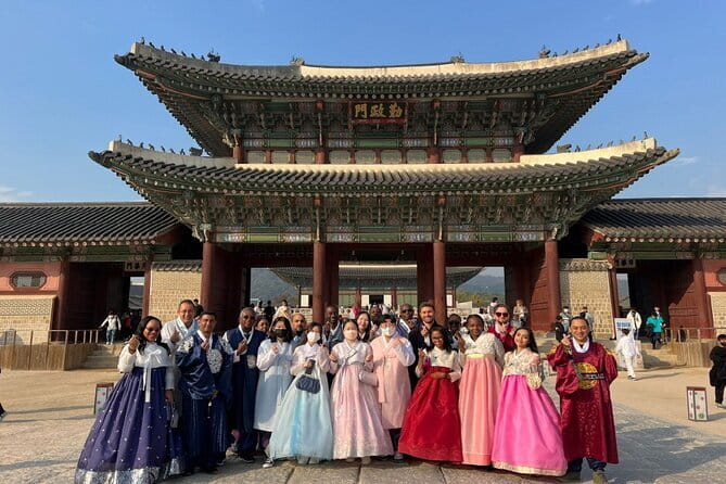 Seoul History Walking Tour - Jeongdong Observatory and Deoksugung Doldam-gil: Views and a Relationship Warning