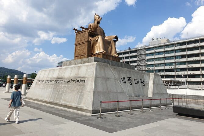 Seoul History Walking Tour - Cheonggyecheon Stream: Water Through Joseon, War, and Now