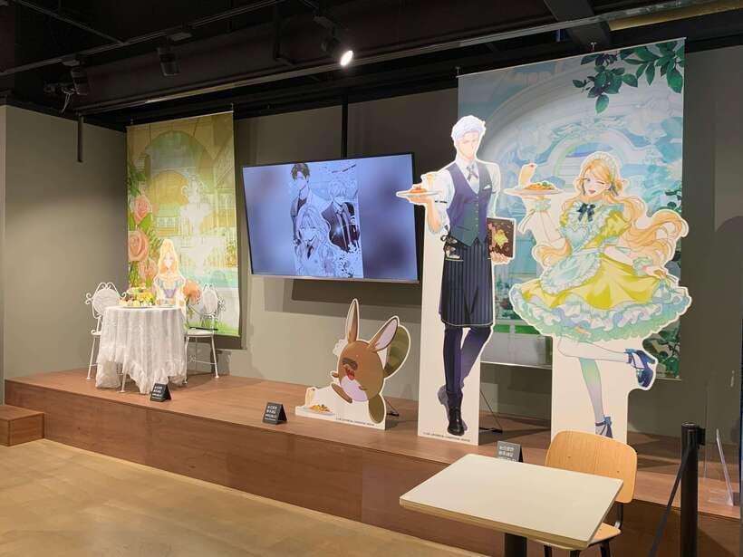 Seoul: Hongdae, Animation&Game, Theme Cafe Walking Tour - AK PLAZA Hongdae: A Big Stop for Easy Orientation