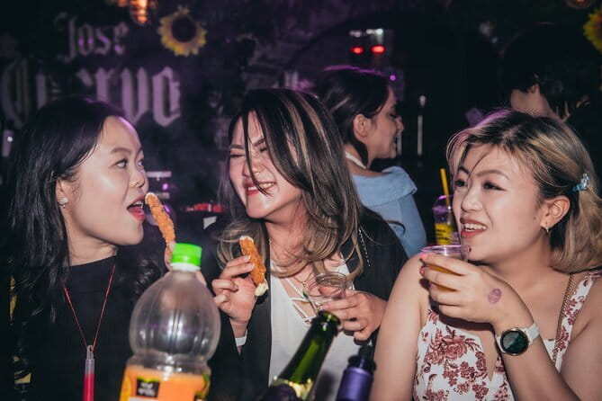 Seoul: Hongdae Premium Pubcrawl with Open Bottles - Meeting at Lo-fi (8:30 pm): How to Start the Night Right