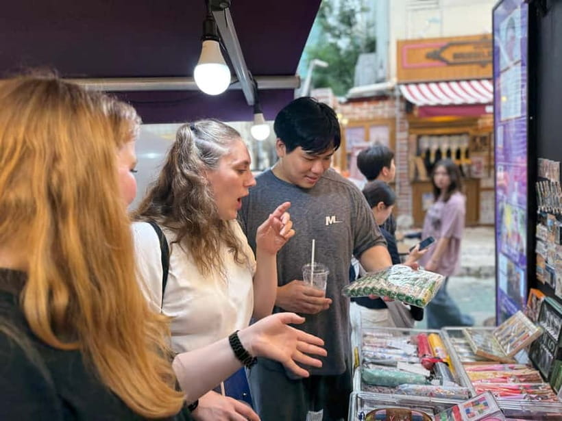 Seoul: Jongno 3-Ga and Ikseon-Dong Tour with Street Food - Souvenirs + Food + Games: A Balanced Use of 150 Minutes