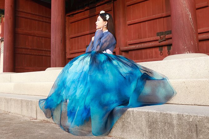 Seoul Premium Hanbok Rental at Arihanbok Photoshoot Included - The 40-minute photoshoot: what actually happens and why 100 photos is a big deal