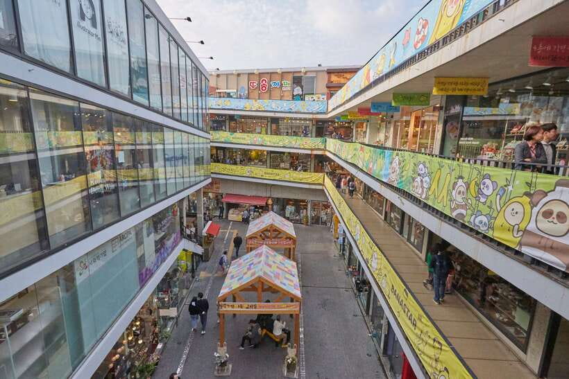 Seoul: Private Car Tour with Licensed Professional Guide - The Real Secret: The Guide Shapes the Day