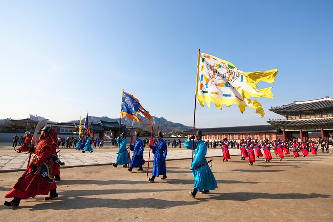 Seoul Private Tour Gyeongbok Palace Bukchon and Gwangjang Market - Key Highlights You Should Care About