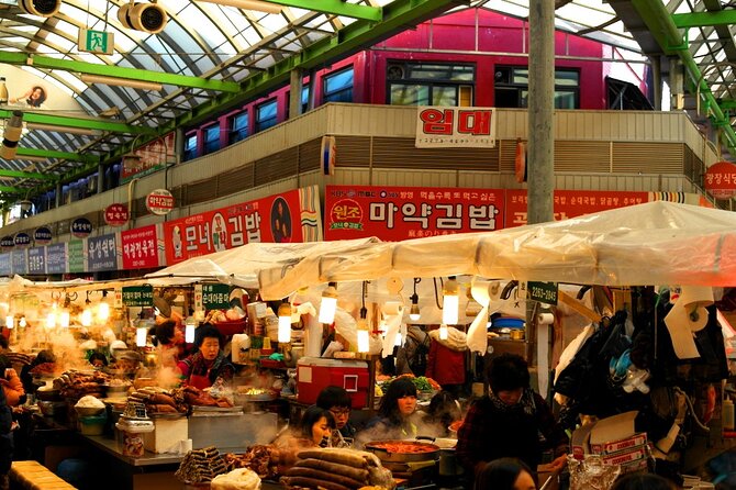 Seoul Private Tour Gyeongbok Palace Bukchon and Gwangjang Market - Bukchon Hanok Village: Quick Traditional Streets and Photo Timing
