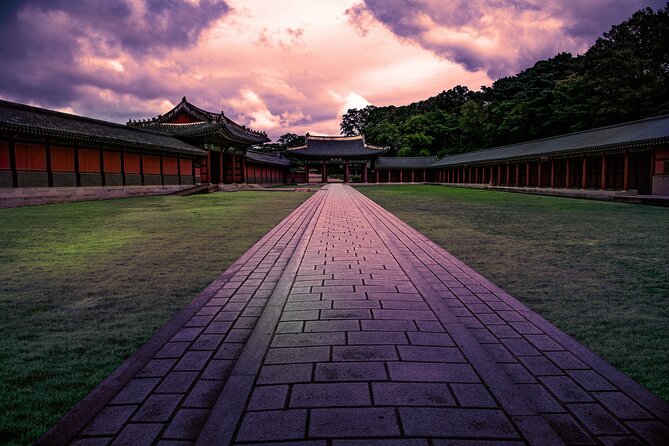 Seoul Private Tour: Palace, Bukchon, Insadong & Han River Cruise - Logistics you’ll want to plan around (without overthinking)