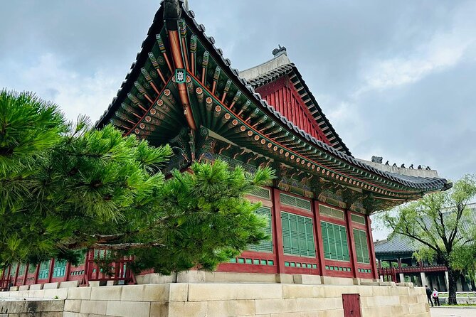 Seoul Private Tour with hidden gem of Seoul - Insadong’s traditional lanes: where shopping becomes culture