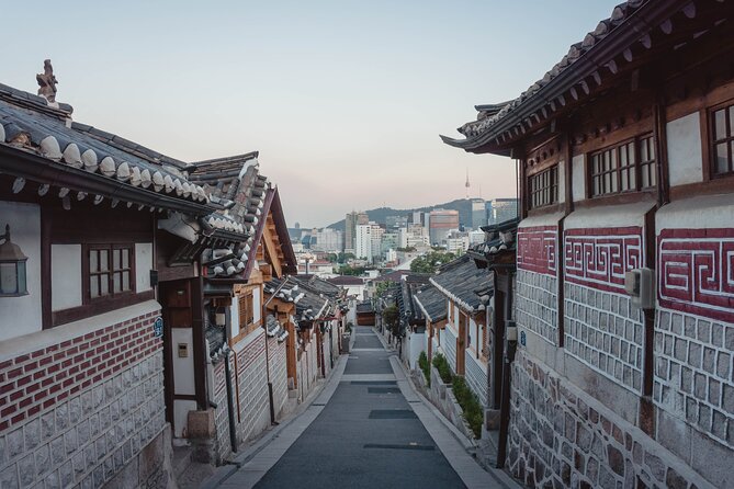 Seoul Private Walking Tour with a Local - What you might see: neighborhoods, local food, and the pace factor
