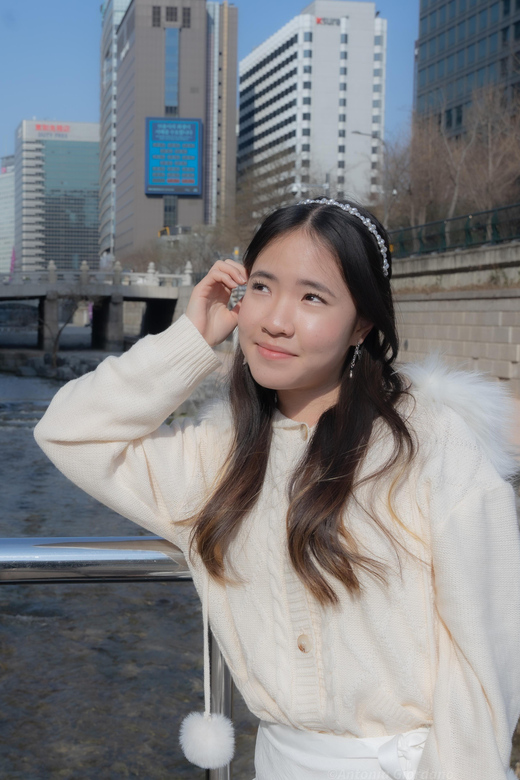 Seoul: Professional Photoshoot choose your location - Key things you’ll notice right away