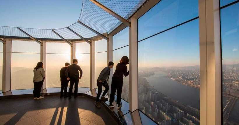 Seoul: Sky Lotte World Tower Ticket - Shopping and Eating Around the Tower (What Changes the Feel)