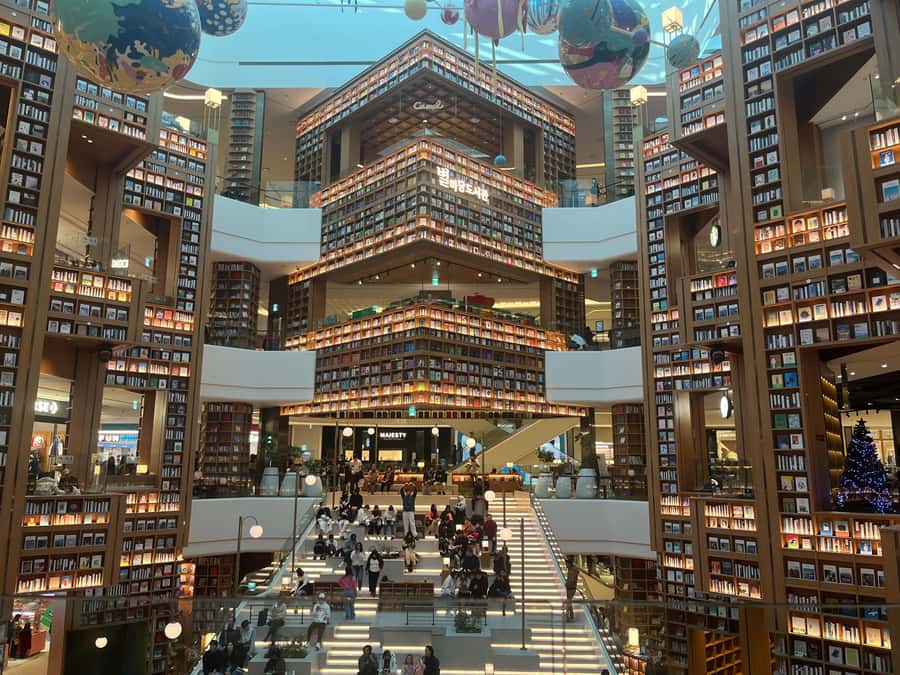 Seoul : Suwon Hwaseong Fortress+Starfield Library+Waujeongsa - Guide quality makes the day feel personal, not scripted