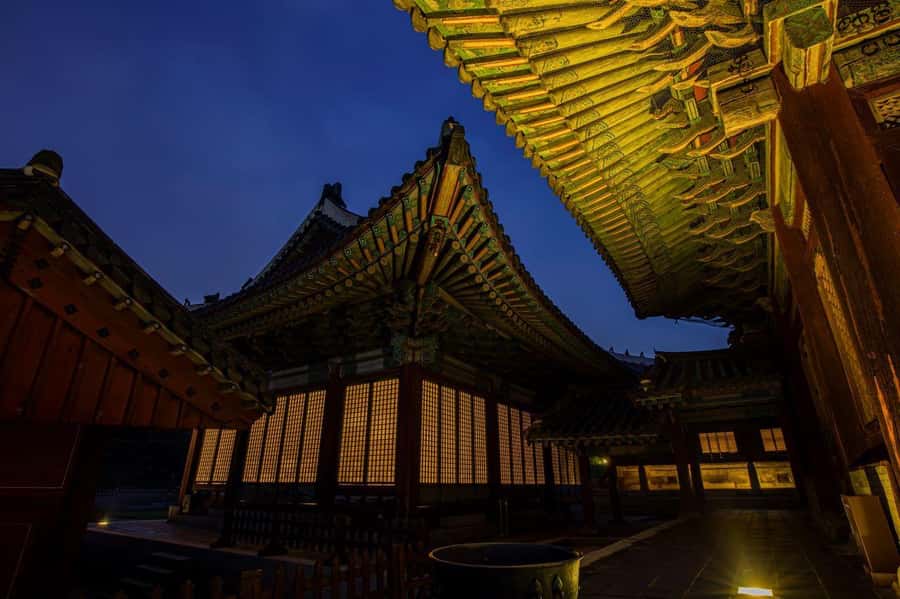 Seoul: Temple & Starfield COEX Mall Gourmet Tour in Gangnam - Value Check: Why $66 Works for an Eating-Plus-Sights Evening