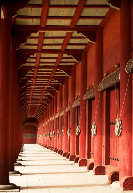 Seoul: UNESCO Sites tour: Palace, Shrine & Bukchon Village - Jongmyo Royal Shrine on the calendar: ancestral rites and court music