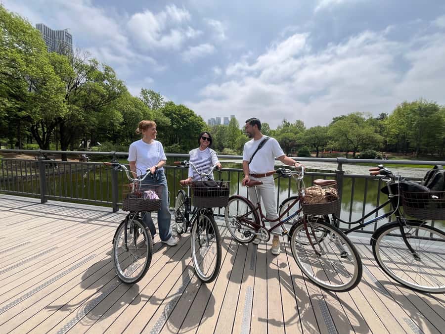 Seoul: Urban Nature Bike Tour along Han River - Ttukseom to Seoul Forest: the easy, shady middle that sells the tour