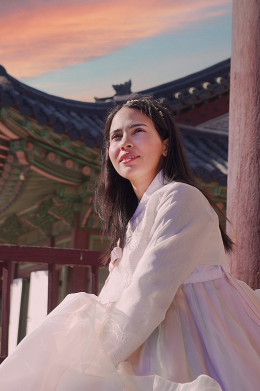 Seoul : Your Personal Photographer in Gyeongbokung - The 1-hour flow at Gyeongbokgung: photo stop plus guided walking