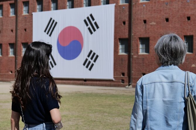 Seoul’s Hidden Dark History Guided Tour of Seodaemun Prison - Quick hits before you go