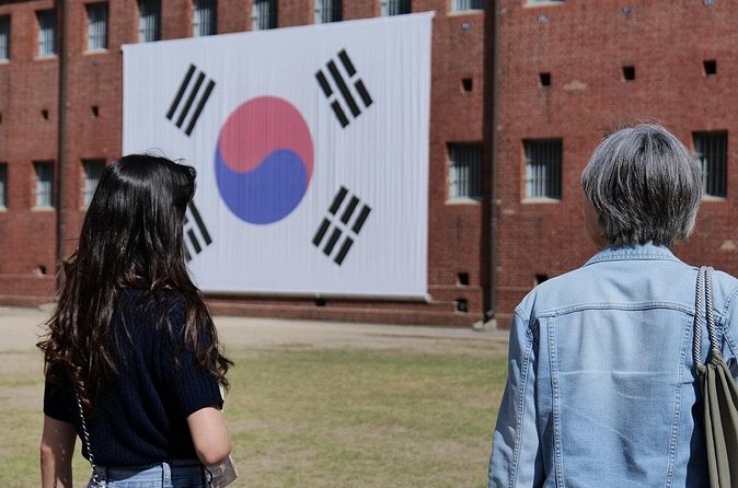 Seoul’s Hidden Dark History Guided Tour of Seodaemun Prison - Price and timing: does $31.54 feel fair?