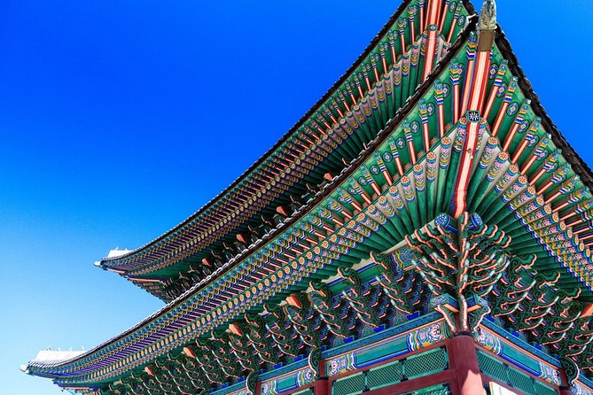 Signature Seoul : Netflix Sites, Street Food & N Seoul Tower - Jogyesa Temple + The Blue House Tile Moment