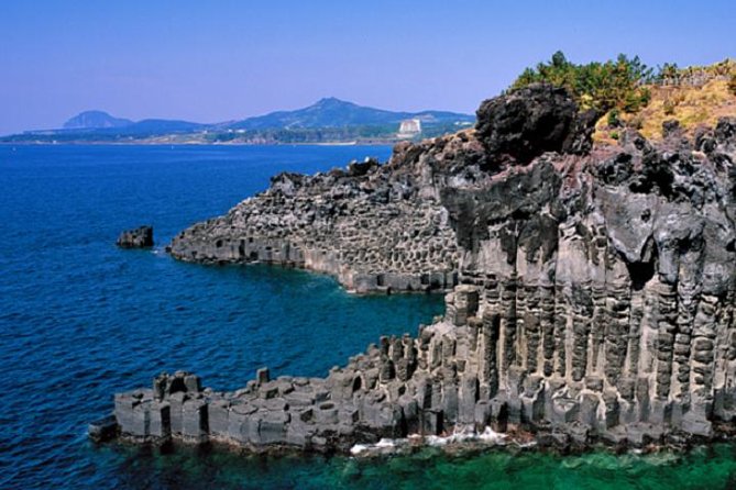 Small Group 7D Korea package Tour with Seoul Gyeongju Busan Jeju - Gyeongju UNESCO-style stops plus a night view that’s actually worth it