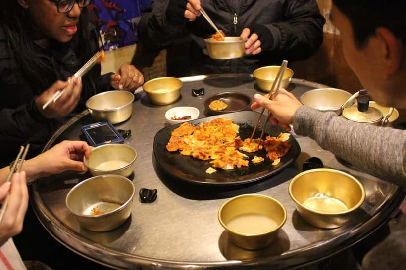 Small-Group Night Food Tour in Seoul with Korean BBQ - Price and value: why $96 makes sense for what you get