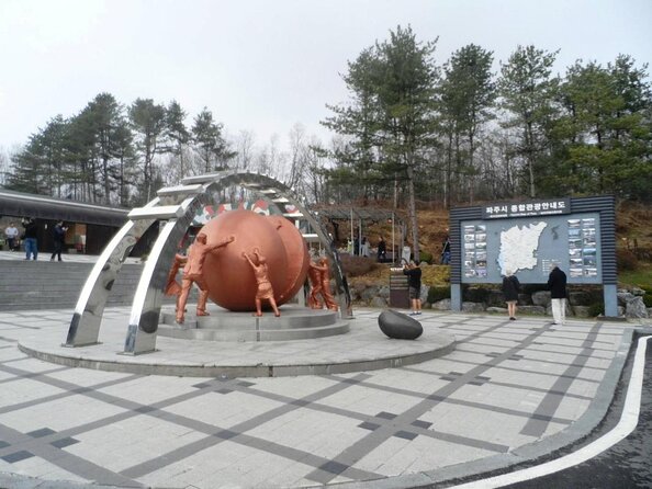 Small Group Tour to DMZ & Suspension Bridge with Hotel Pickup - Key Highlights You’ll Care About