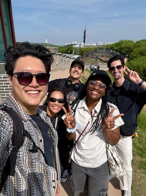Suwon: Baseball Game with Fortress and Local Food Tour - Dinner in Suwon: fried chicken or K-bbq that actually fuels the evening
