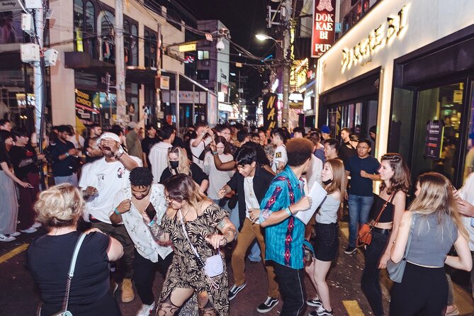 The Seoul Pub Crawl Official - Stop 2 at JR Pub in Itaewon: The Friendly Pivot Point