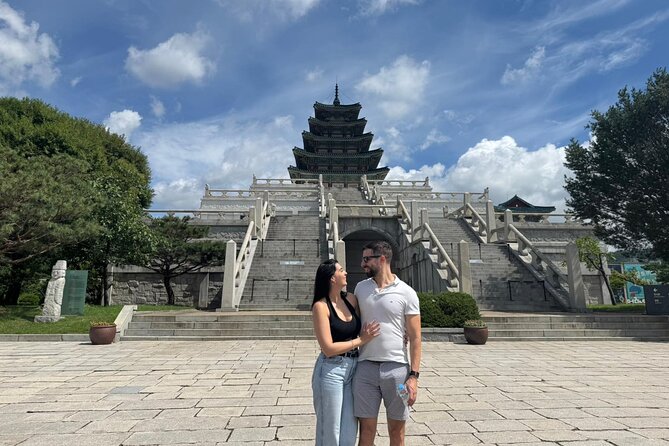 Time Travel in Seoul: Gyeongbokgung Palace, Folk Museum & Bukchon - Getting There and Planning After the Tour