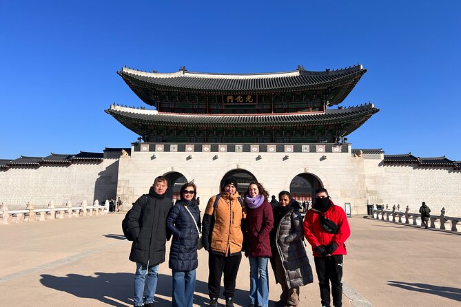 Time Travel in Seoul: Gyeongbokgung Palace, Folk Museum & Bukchon - Should You Book Time Travel in Seoul with Minari Travel?