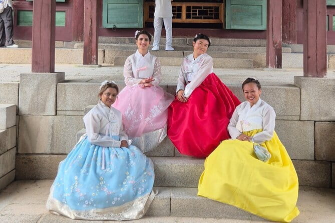 Tour Seoul’s oldest district with a storyteller from Bukchon - Should you book Bukchon Storytelling with a Bukchon storyteller?