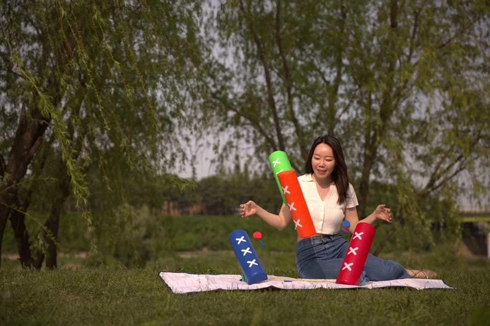 Unique Native Experience : Han River Picnic, Board game, BBQ - Korean Phrases That Don’t Waste Your Time (About 30 Minutes)