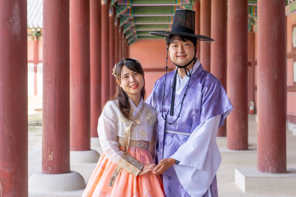 Your Personal Seoul Photographer! - The Photos After the Walk: 30–40 Edited Images in Your Inbox